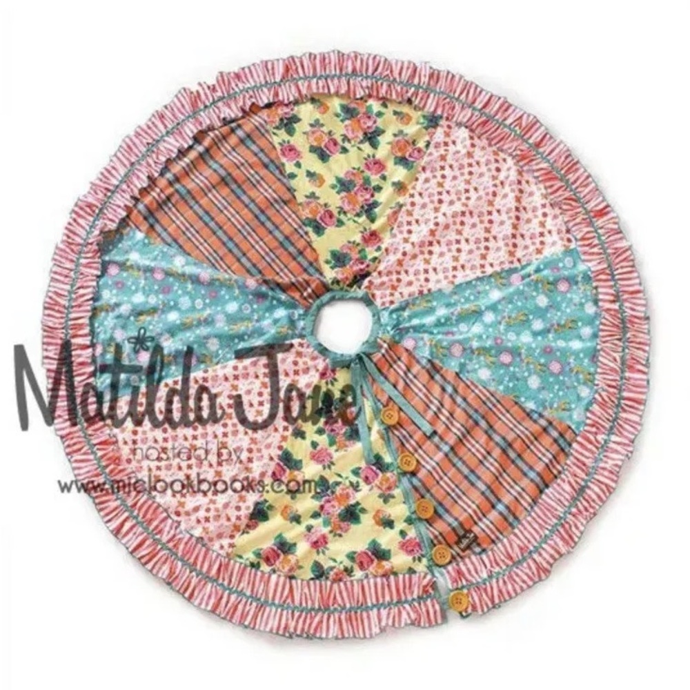 Matilda Jane Christmas tree skirt ruffle skirt 30”
